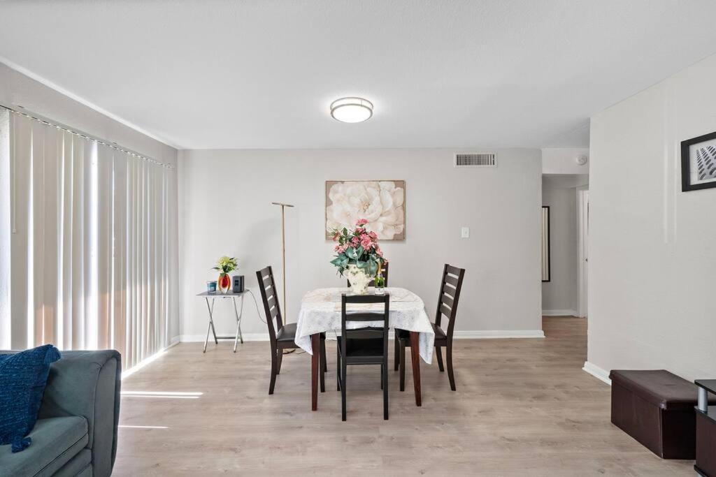 Cozy, Dedicated Workspace, Fast Wi-Fi Apartment 休斯敦 外观 照片